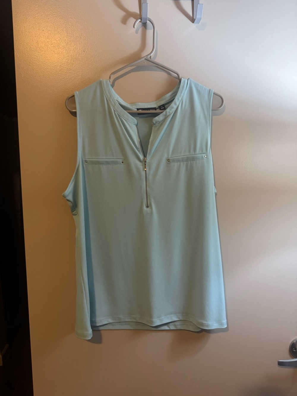 New York & Company Light Aqua Sleeveless Zip-Front Tank